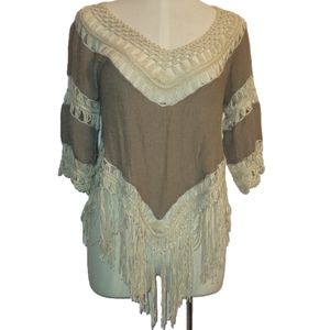 Boutique Only Boho Fringe Top Short Sleeve V-Neck Size Large Brown and Cream